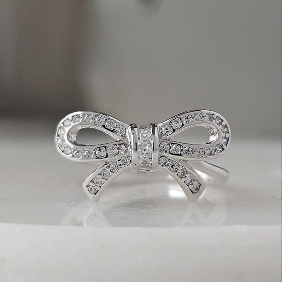 Bow Ribbon Ring, 925 Sterling Silver Charmed Aroma Bow Collection - Picture 4 of 6